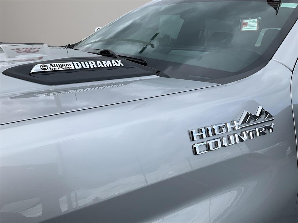 used 2022 Chevrolet Silverado 2500 car, priced at $55,432