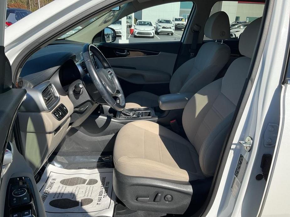 used 2020 Kia Sorento car, priced at $13,758