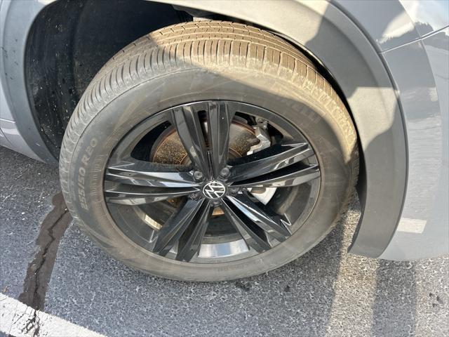 used 2023 Volkswagen Atlas Cross Sport car, priced at $31,824
