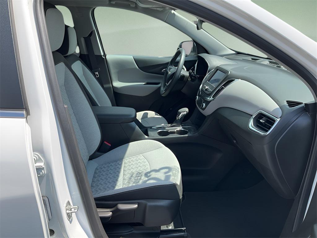 used 2023 Chevrolet Equinox car, priced at $20,999