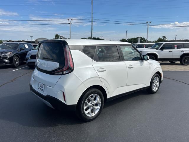 used 2023 Kia Soul car, priced at $17,472