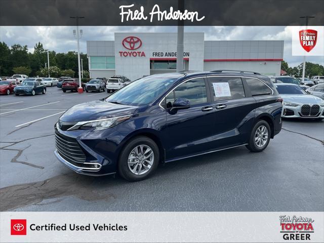 used 2024 Toyota Sienna car, priced at $45,482