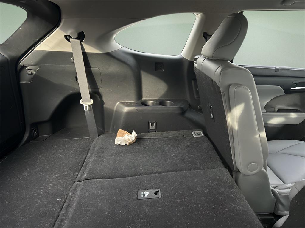 used 2023 Toyota Highlander car, priced at $36,474