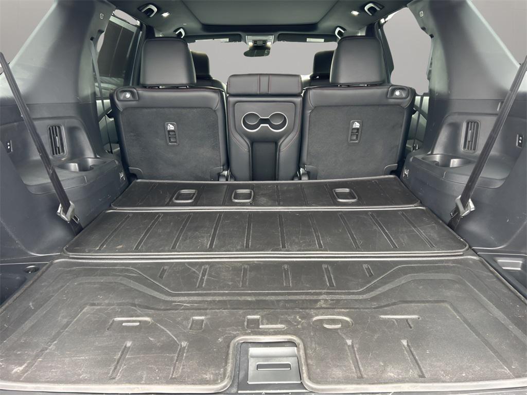 used 2025 Honda Pilot car, priced at $47,796