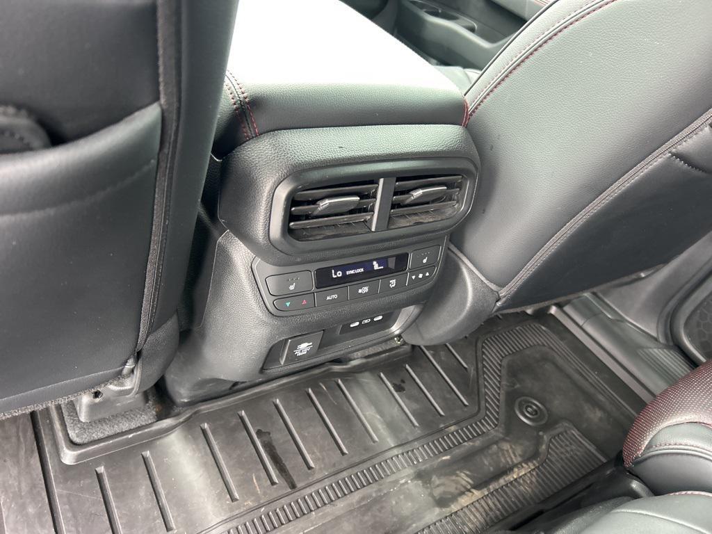 used 2025 Honda Pilot car, priced at $47,796