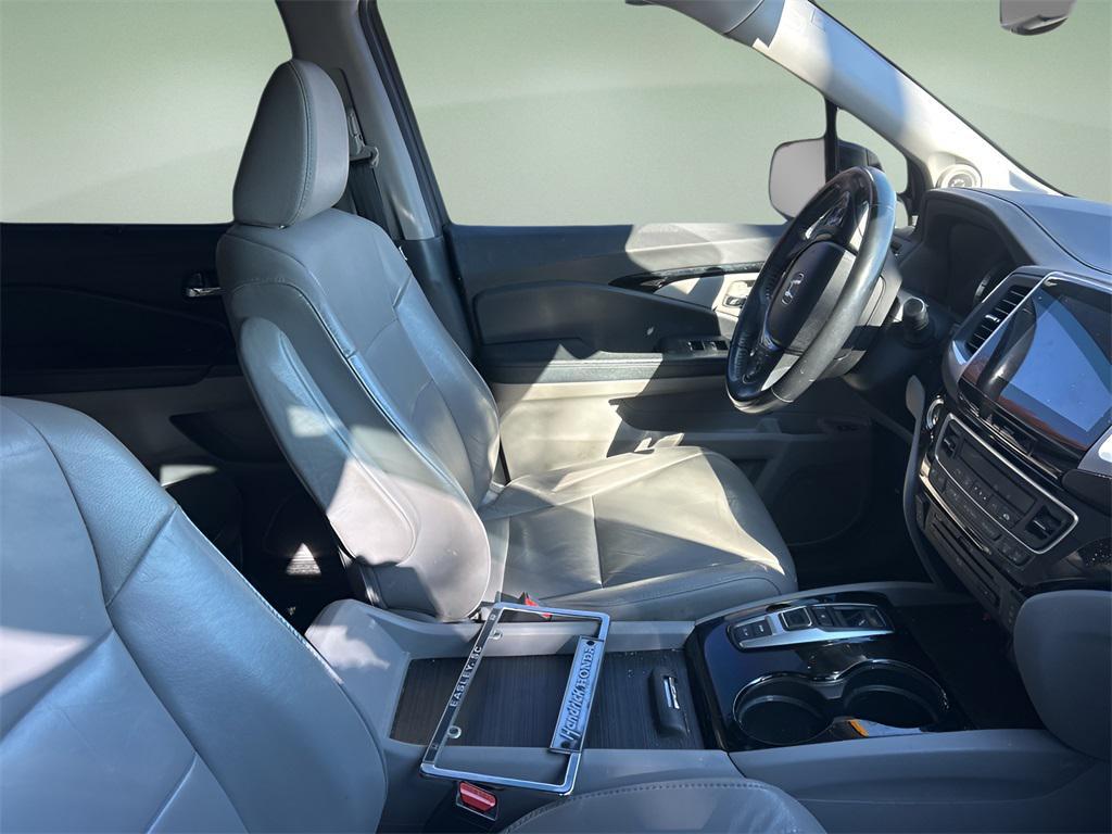 used 2017 Honda Pilot car, priced at $17,425