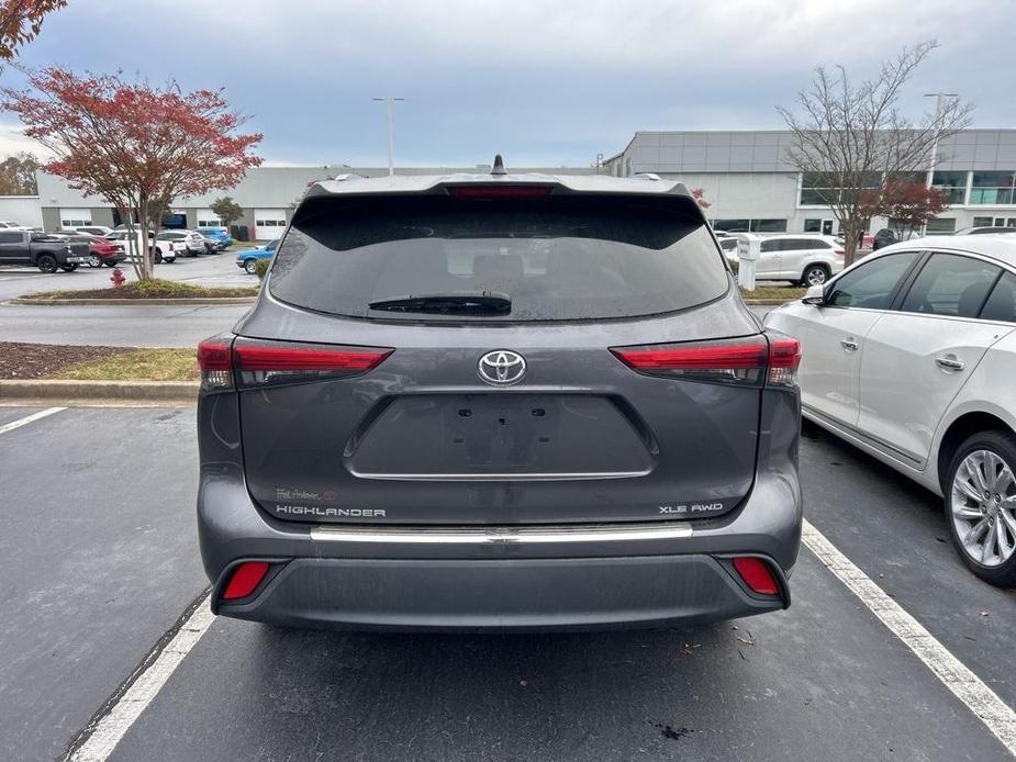 used 2020 Toyota Highlander car, priced at $29,700