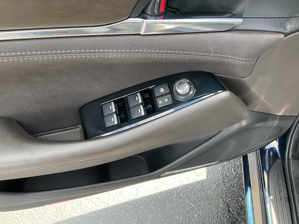 used 2018 Mazda Mazda6 car, priced at $20,587