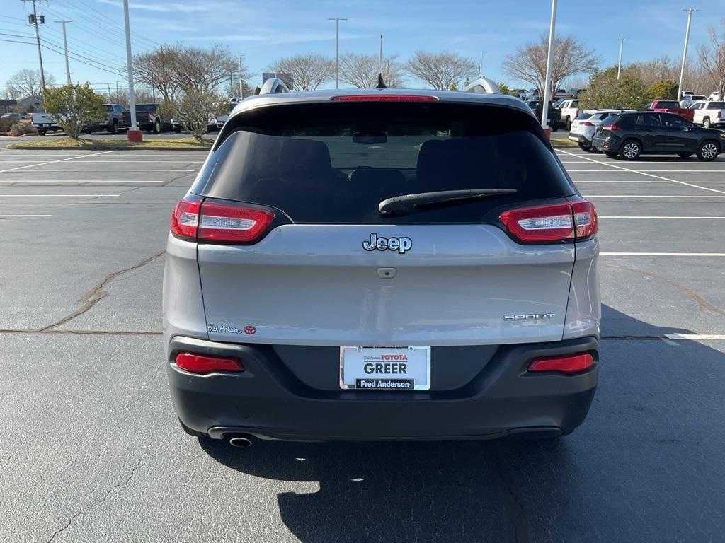 used 2015 Jeep Cherokee car, priced at $10,842