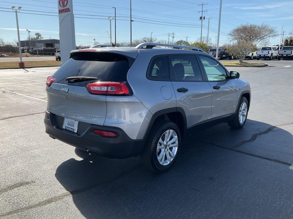 used 2015 Jeep Cherokee car, priced at $10,842