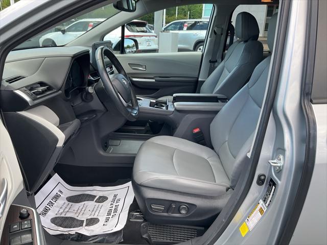 used 2024 Toyota Sienna car, priced at $44,431