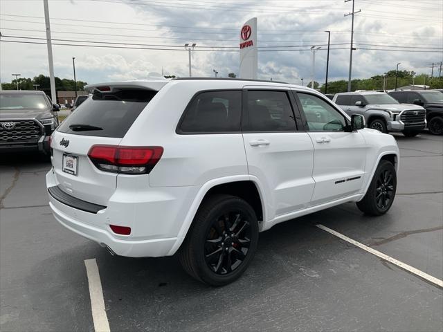 used 2017 Jeep Grand Cherokee car, priced at $18,427