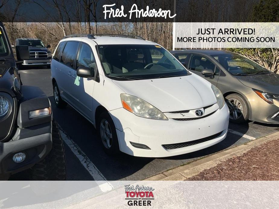 used 2009 Toyota Sienna car, priced at $8,000