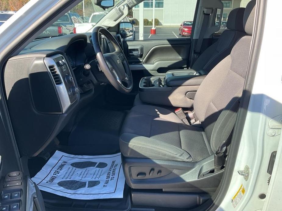 used 2015 Chevrolet Silverado 1500 car, priced at $22,382