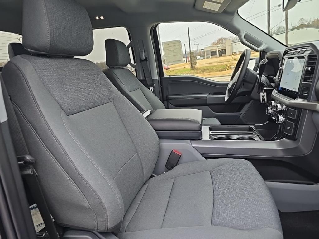 new 2024 Ford F-150 car, priced at $55,900