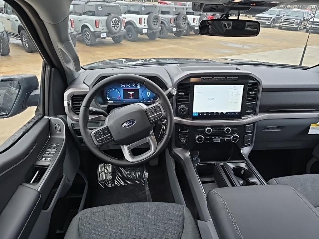 new 2024 Ford F-150 car, priced at $55,900