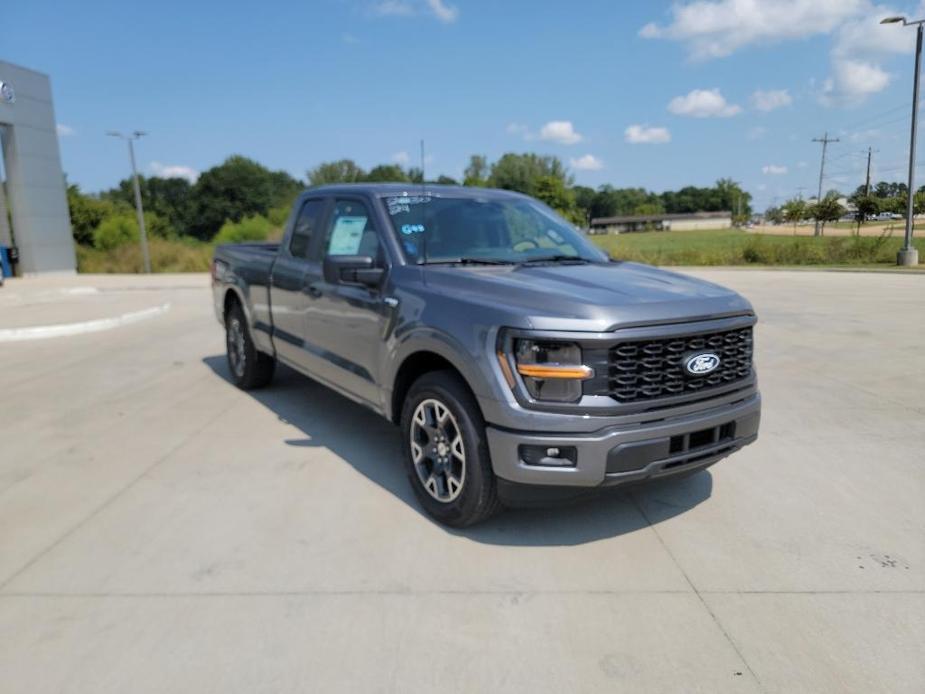 new 2024 Ford F-150 car, priced at $41,329