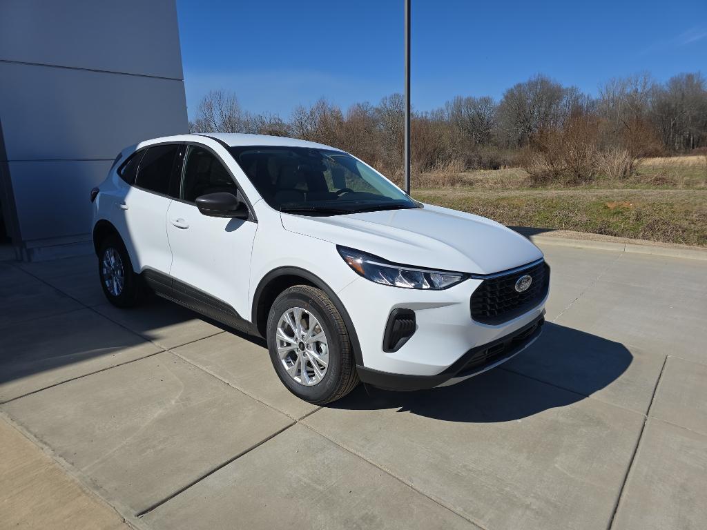 new 2025 Ford Escape car, priced at $30,500