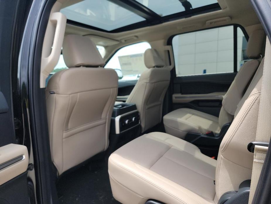 new 2024 Ford Expedition Max car, priced at $62,900