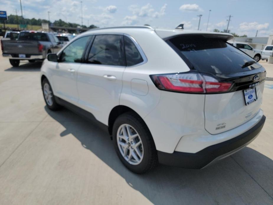 new 2024 Ford Edge car, priced at $37,372