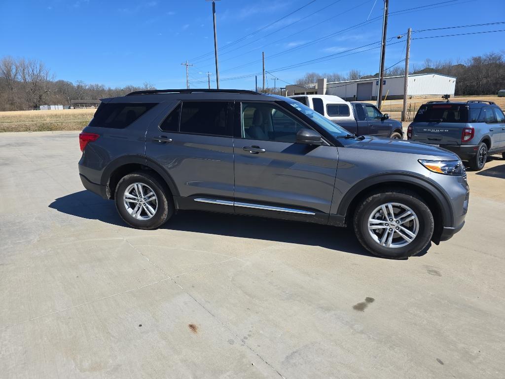 used 2024 Ford Explorer car, priced at $34,555