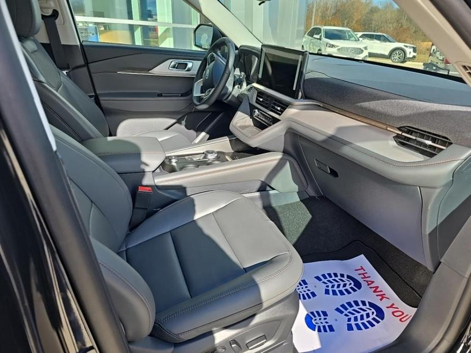 new 2025 Ford Explorer car, priced at $47,105