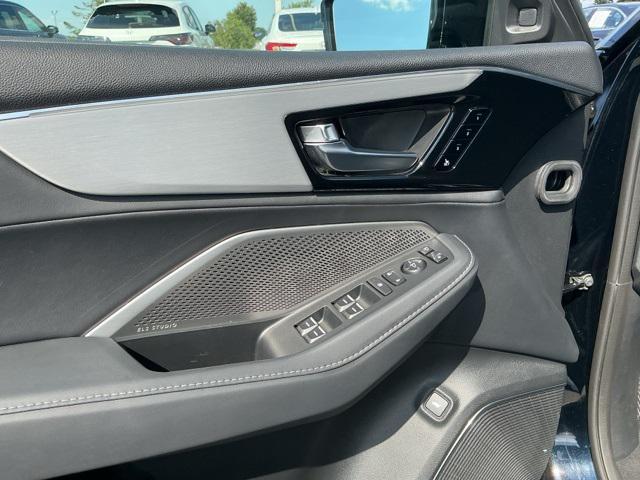 used 2023 Acura MDX car, priced at $41,949