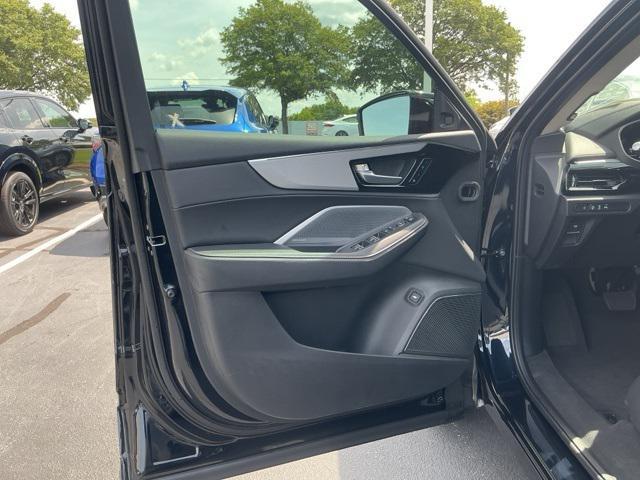 new 2025 Acura MDX car, priced at $58,550