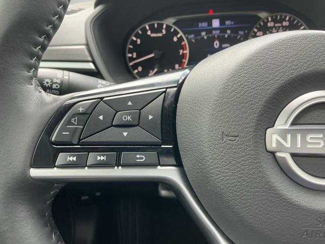 used 2023 Nissan Altima car, priced at $25,950