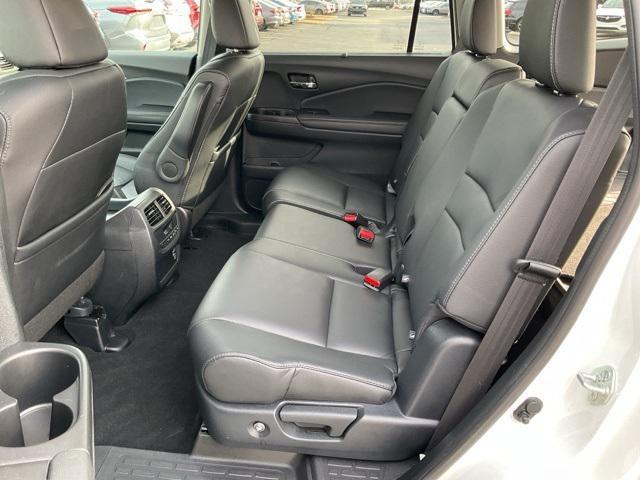 used 2022 Honda Pilot car, priced at $31,998