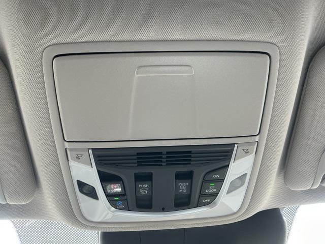 used 2024 Acura RDX car, priced at $44,960