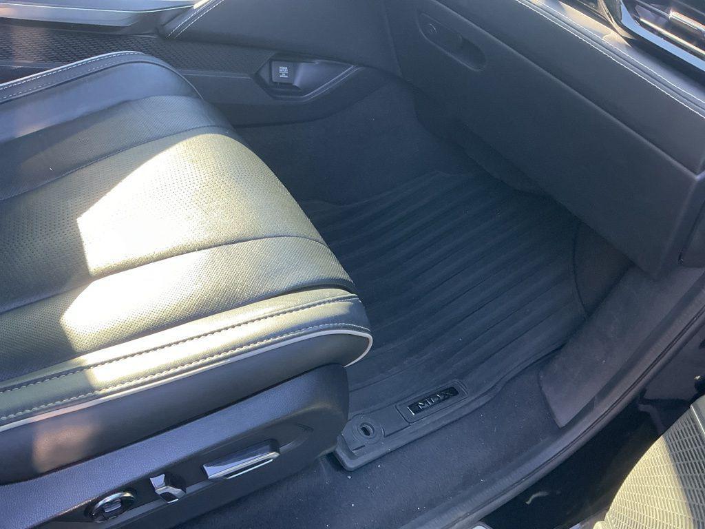used 2023 Acura MDX car, priced at $46,333