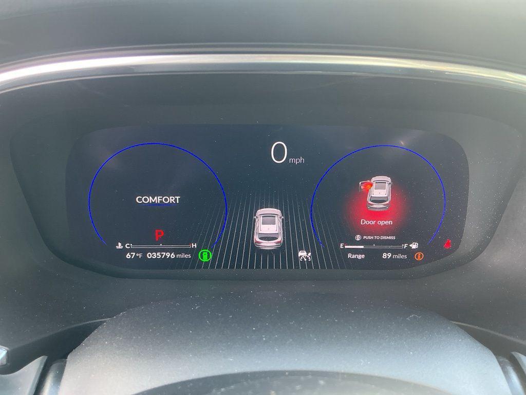 used 2023 Acura MDX car, priced at $44,518