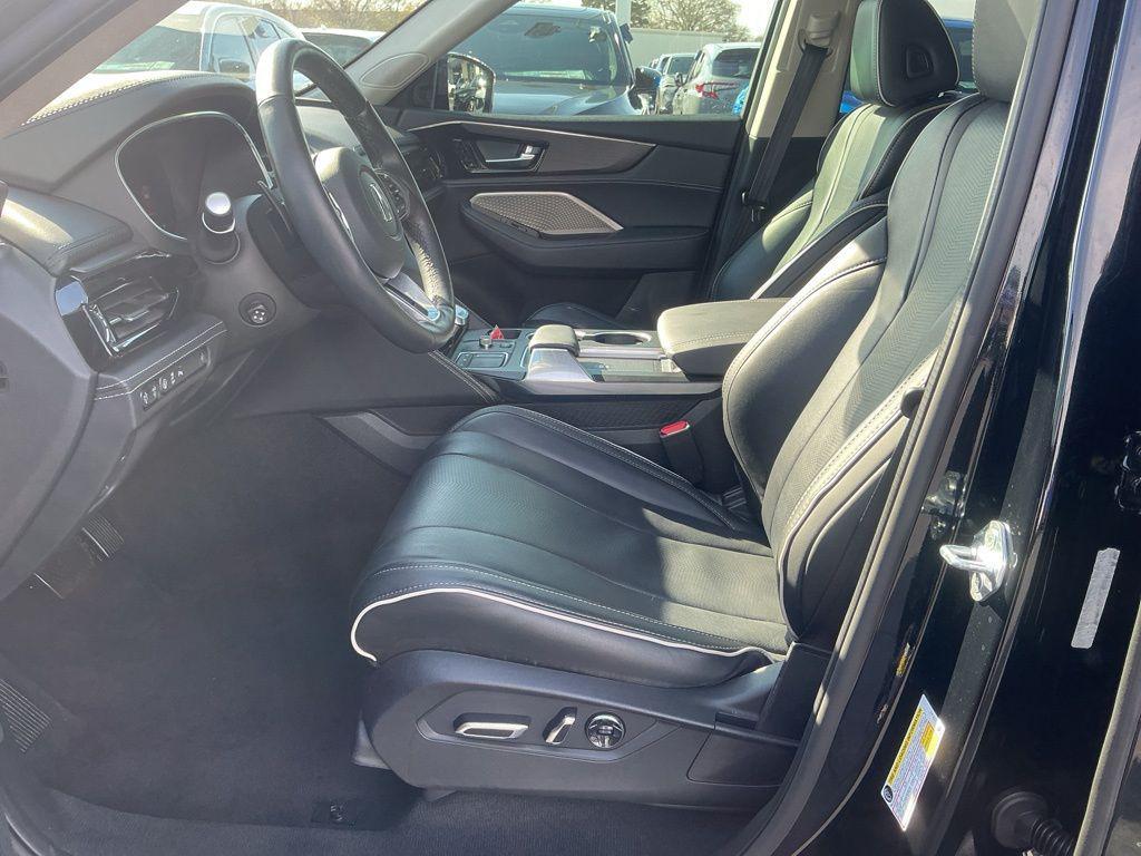 used 2023 Acura MDX car, priced at $44,518