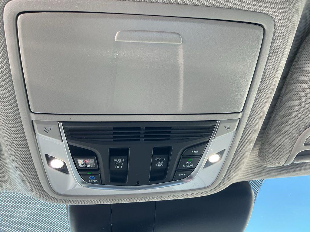 new 2025 Acura RDX car, priced at $49,250