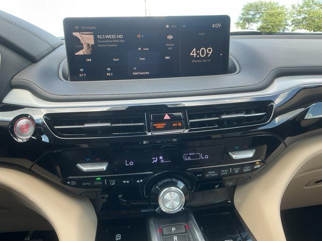 used 2023 Acura MDX car, priced at $39,875