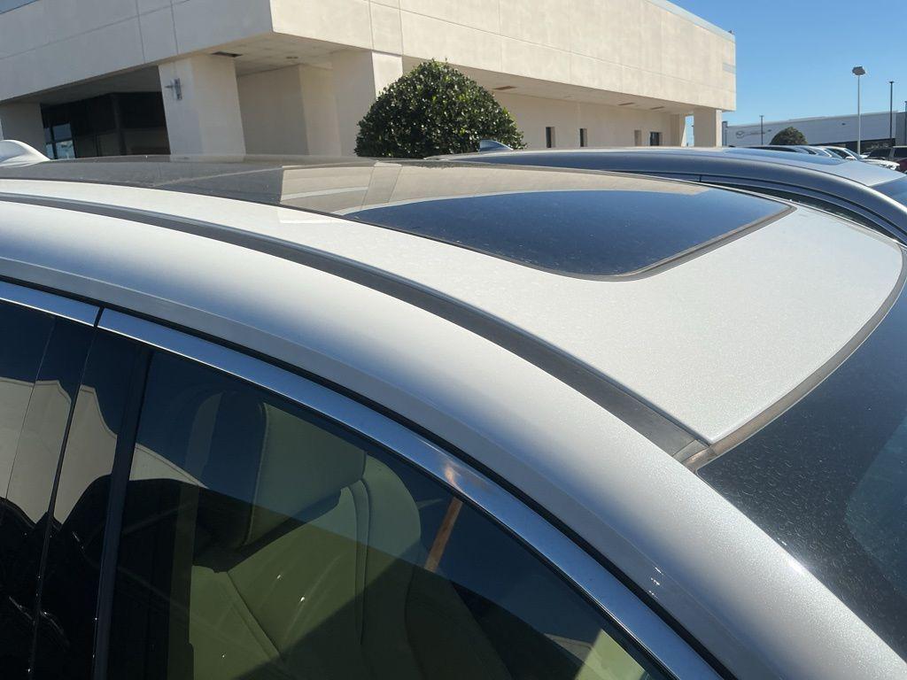 used 2024 Acura MDX car, priced at $39,799