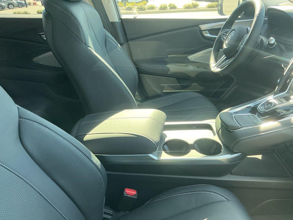 new 2025 Acura RDX car, priced at $48,650