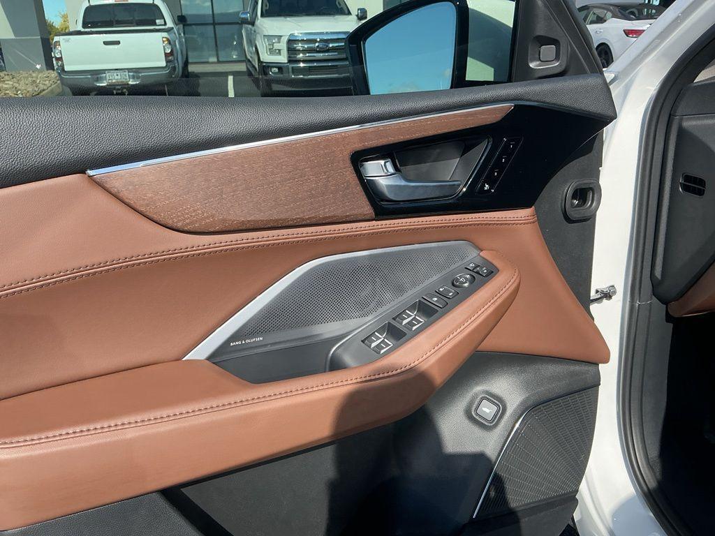 new 2026 Acura MDX car, priced at $68,850