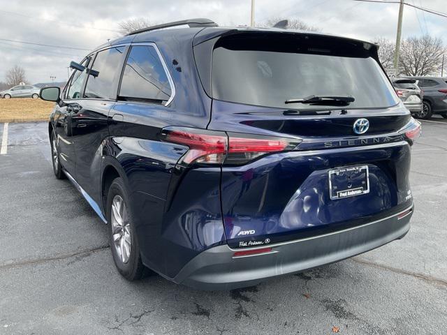 used 2021 Toyota Sienna car, priced at $32,912