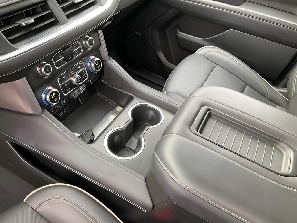 used 2024 GMC Yukon car, priced at $53,681