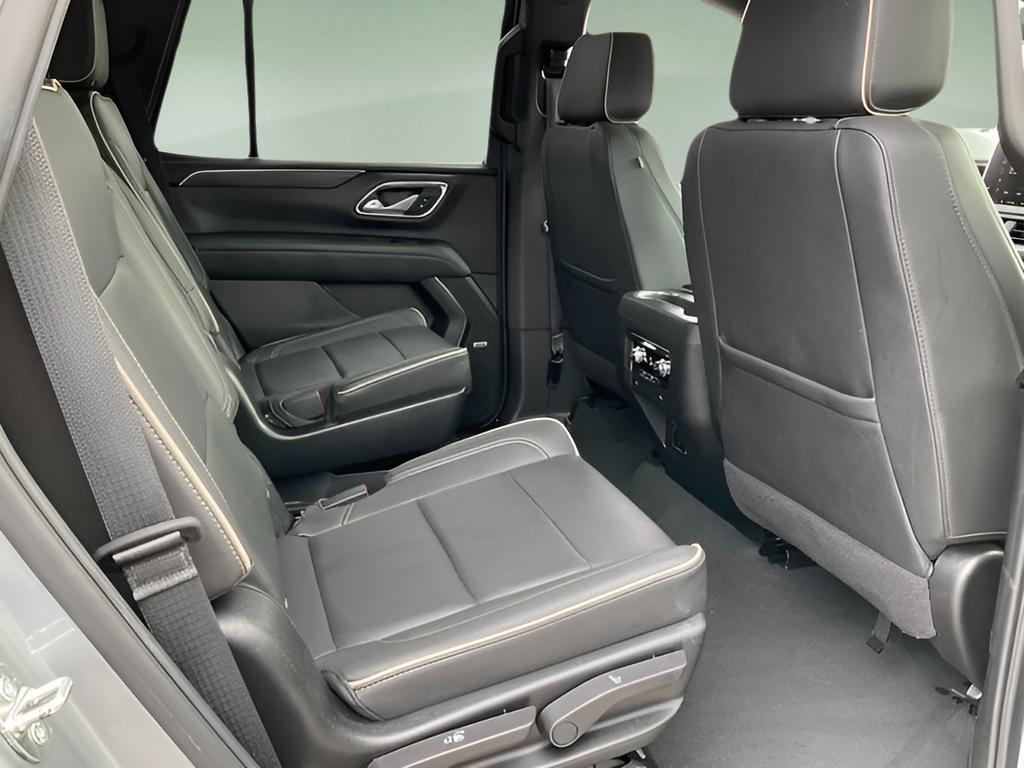 used 2024 GMC Yukon car, priced at $53,681