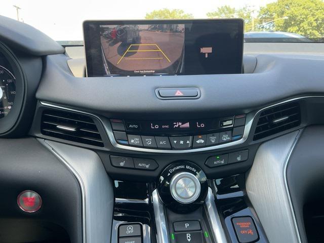 used 2025 Acura TLX car, priced at $39,900