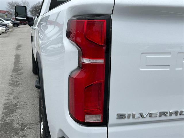 new 2025 Chevrolet Silverado 3500 car, priced at $76,000