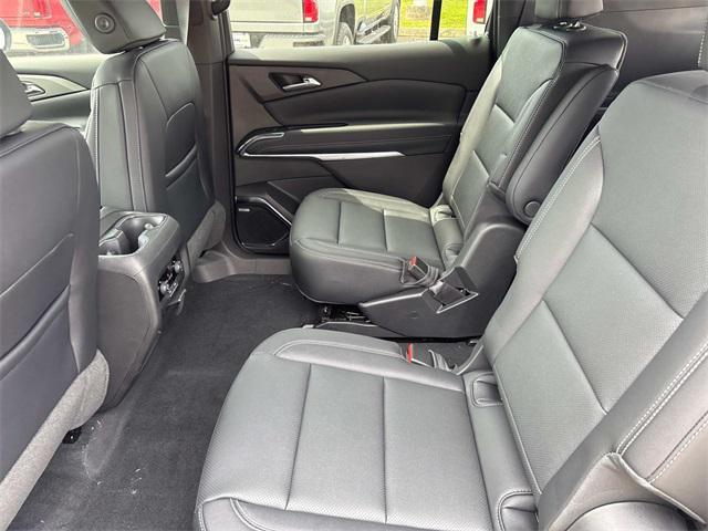 new 2025 Chevrolet Traverse car, priced at $45,752