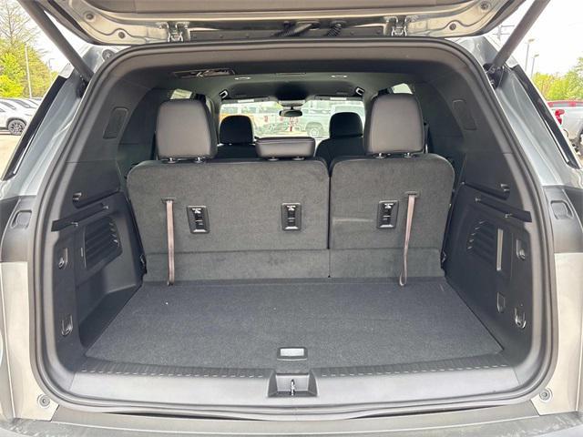 new 2025 Chevrolet Traverse car, priced at $45,752