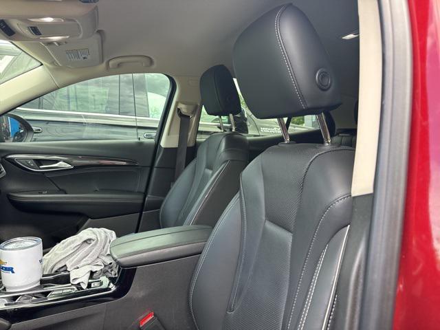 used 2023 Buick Envision car, priced at $28,153
