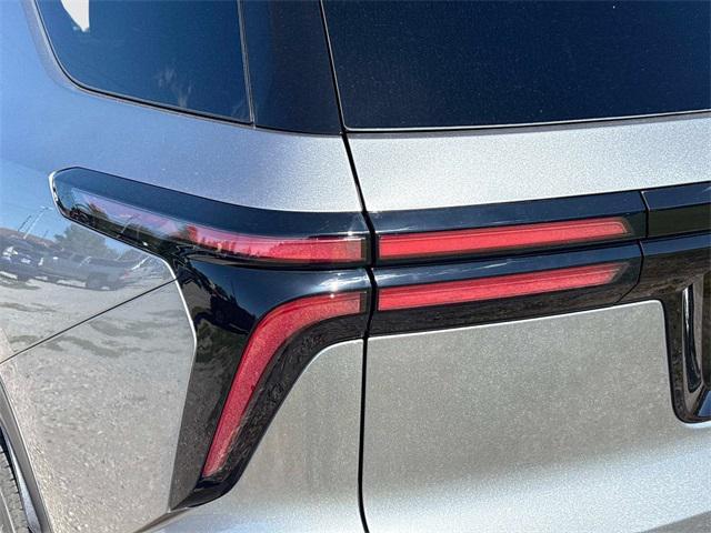 new 2026 Chevrolet Traverse car, priced at $45,000