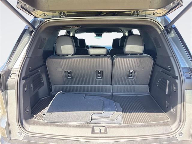 new 2026 Chevrolet Traverse car, priced at $45,000