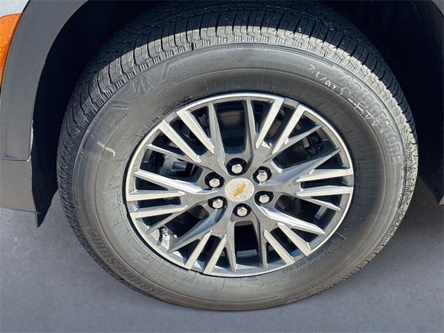 new 2026 Chevrolet Traverse car, priced at $45,000